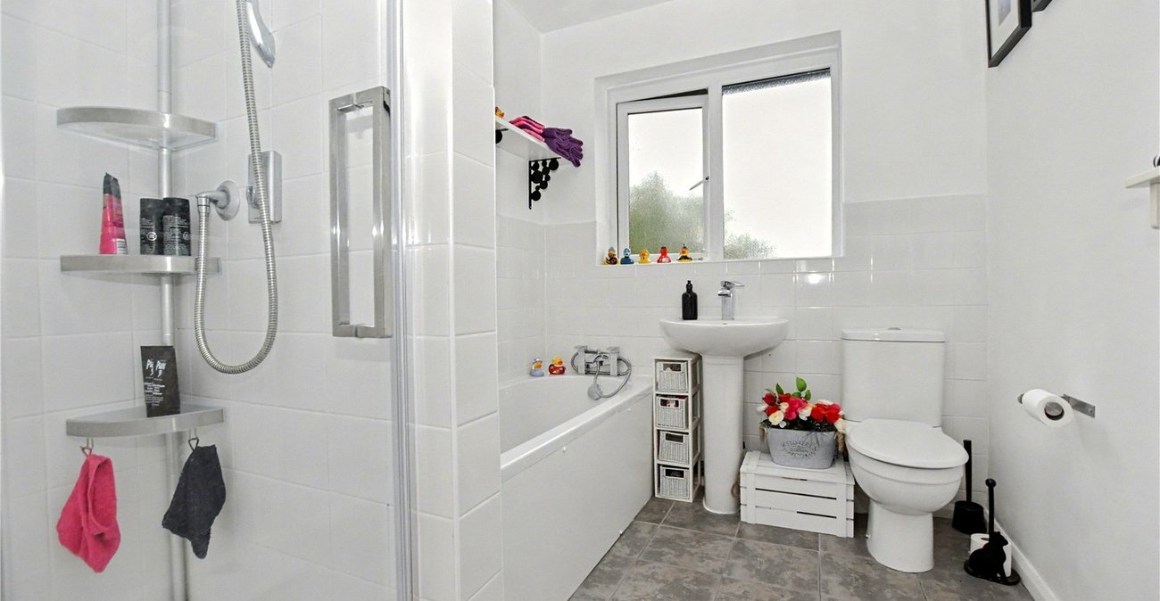 2 bedroom property for sale in Bexleyheath | Robinson Jackson