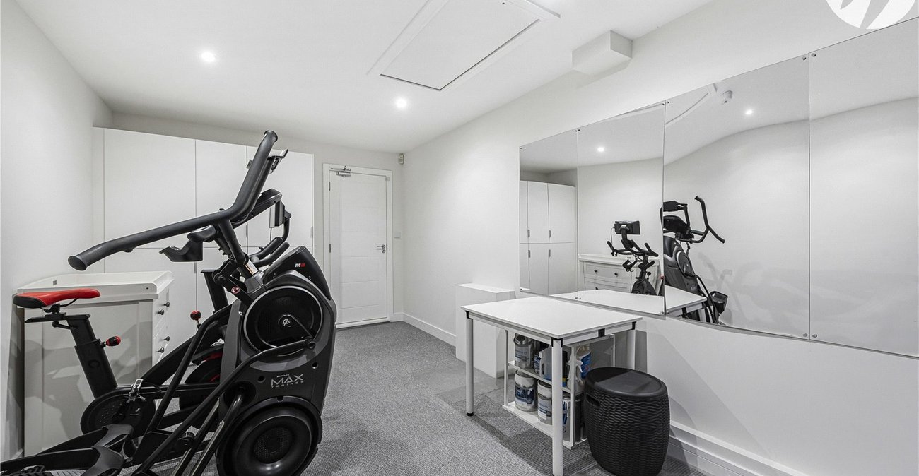 5 bedroom house for sale in Castle Hill | Robinson Jackson