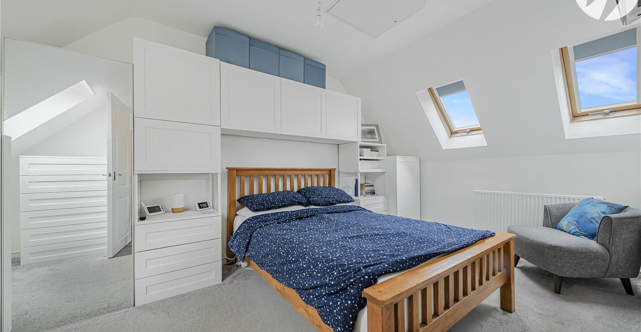 3 bedroom property for sale in Castle Hill | Robinson Jackson