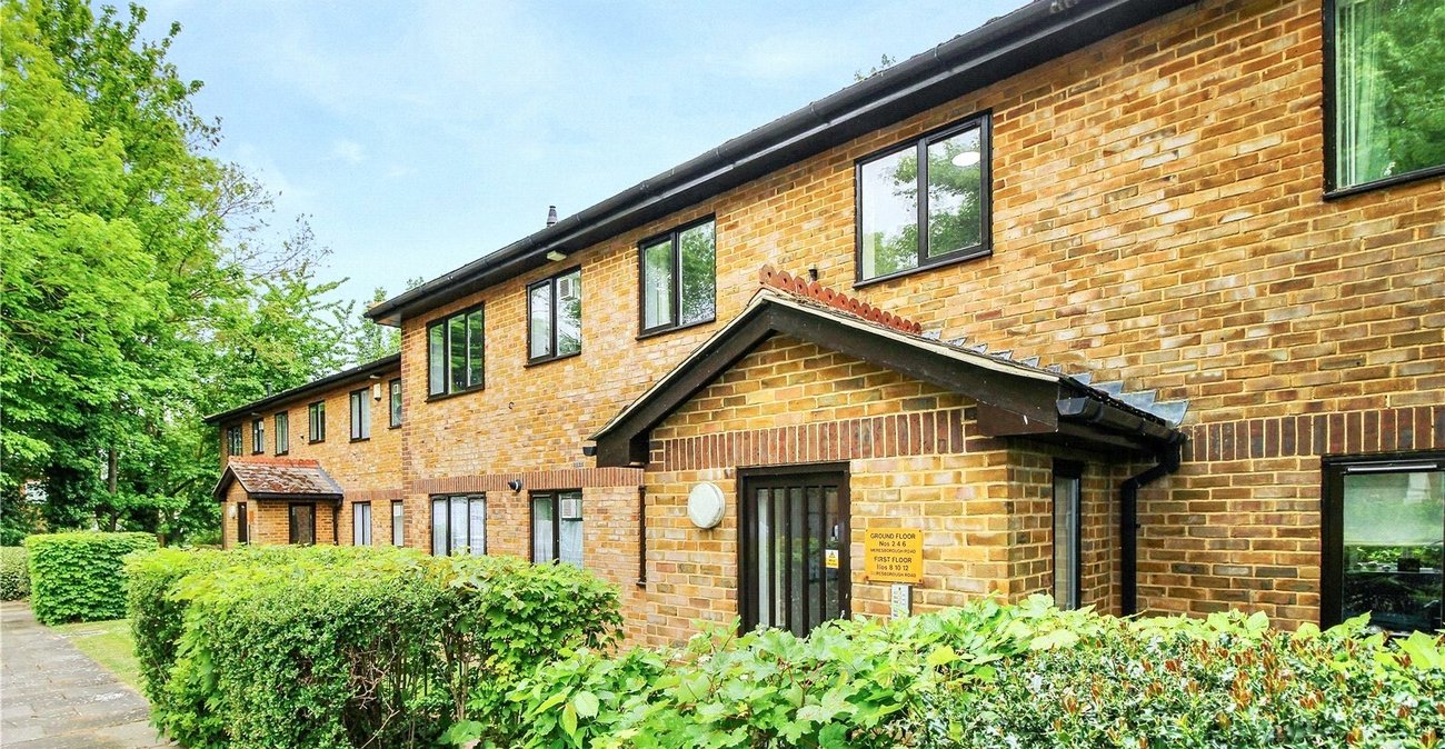 1 bedroom property for sale in Rainham | Robinson Michael & Jackson