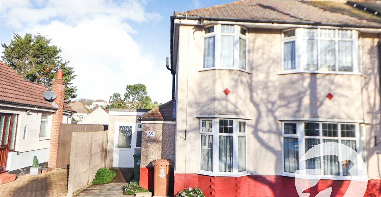 3 bedroom house for sale in Bexleyheath | Robinson Jackson