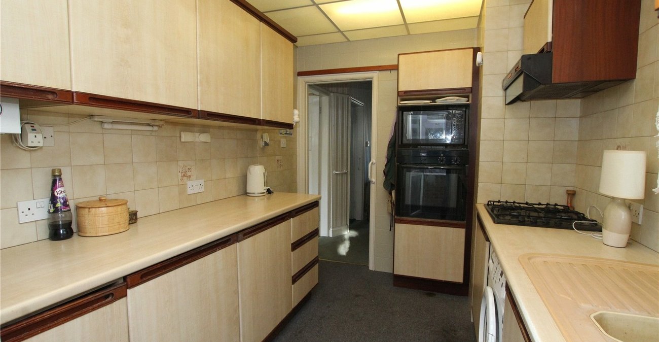 3 bedroom house for sale in Shooters Hill | Robinson Jackson