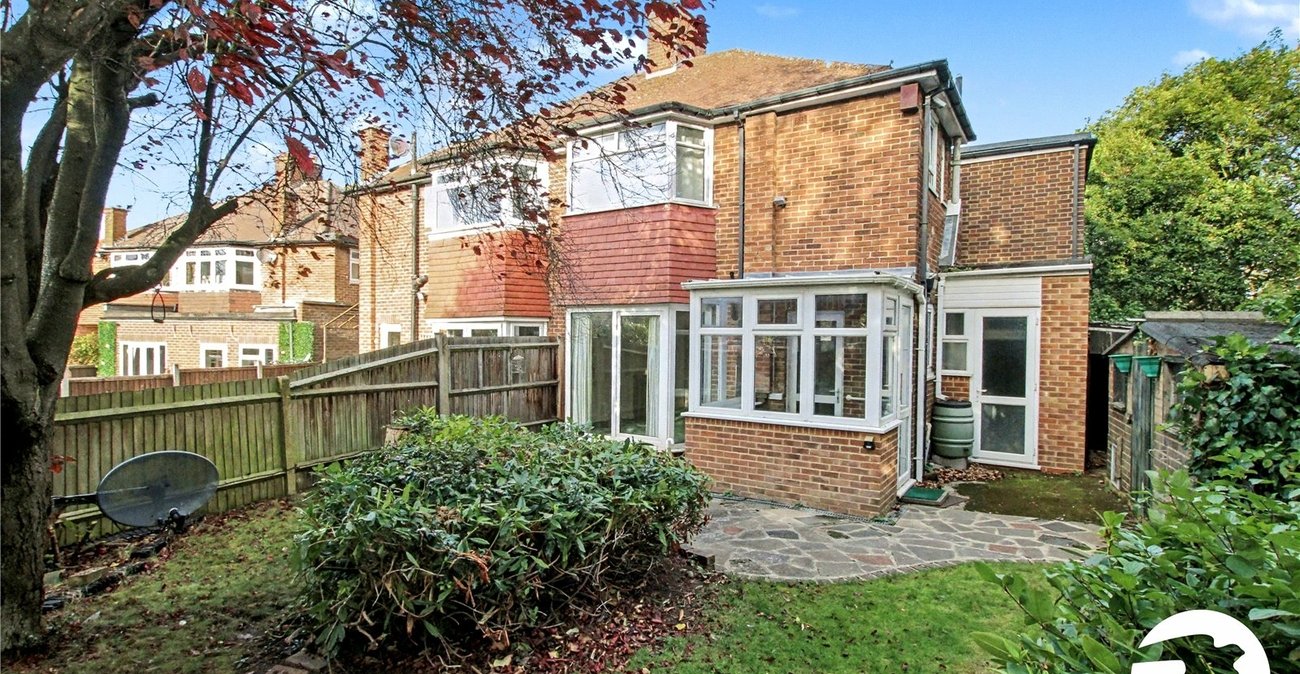 3 bedroom house for sale in Shooters Hill | Robinson Jackson