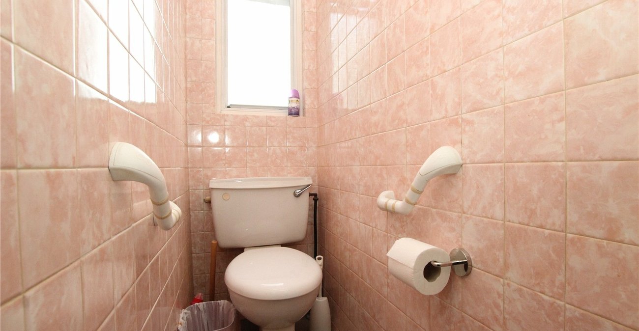 3 bedroom house for sale in Shooters Hill | Robinson Jackson