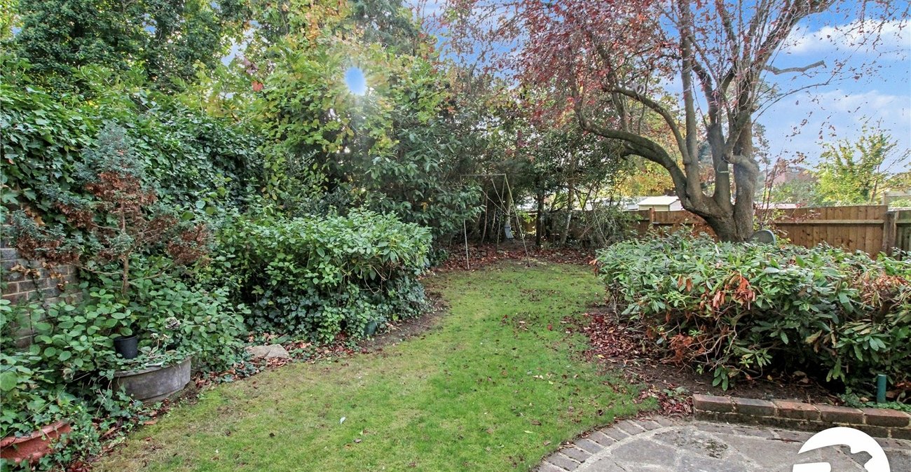 3 bedroom house for sale in Shooters Hill | Robinson Jackson