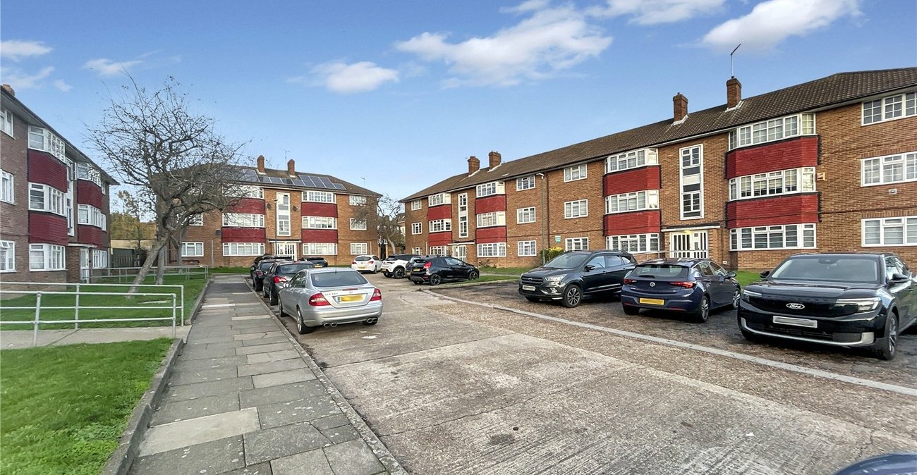 2 bedroom property for sale in Sidcup | Robinson Jackson