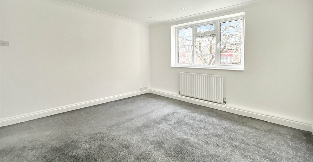 2 bedroom property for sale in Sidcup | Robinson Jackson