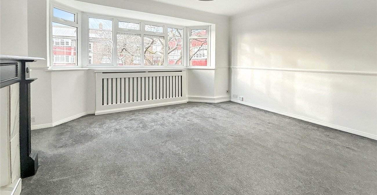 2 bedroom property for sale in Sidcup | Robinson Jackson