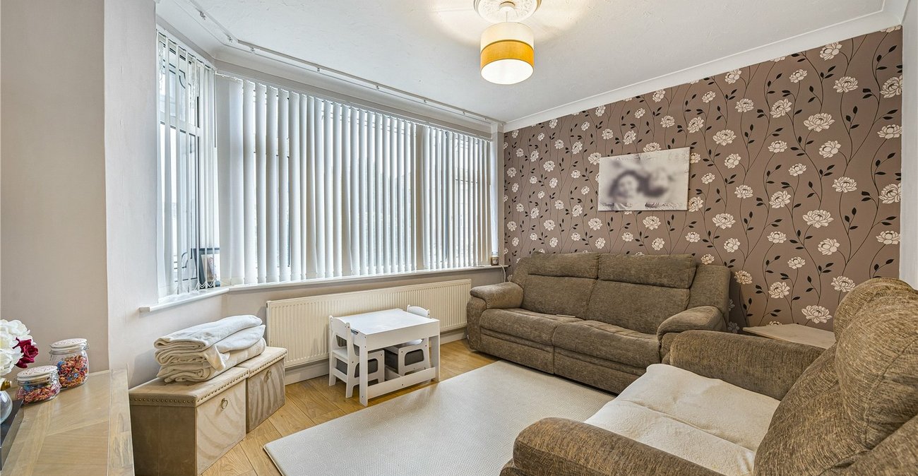 2 bedroom house for sale in South Welling | Robinson Jackson