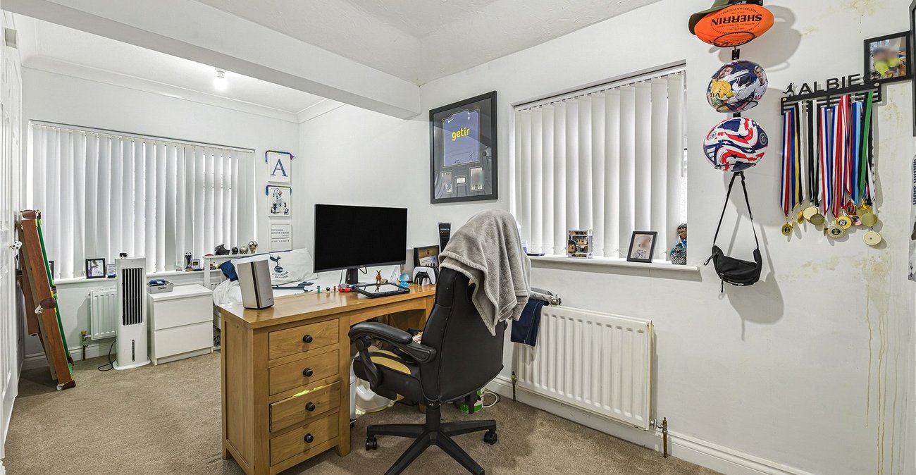 2 bedroom house for sale in South Welling | Robinson Jackson