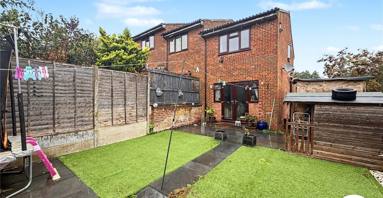 2 bedroom house for sale in Princes Park | Robinson Michael & Jackson