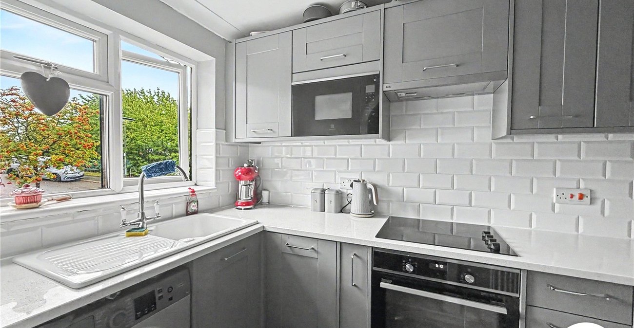 2 bedroom house for sale in Princes Park | Robinson Michael & Jackson