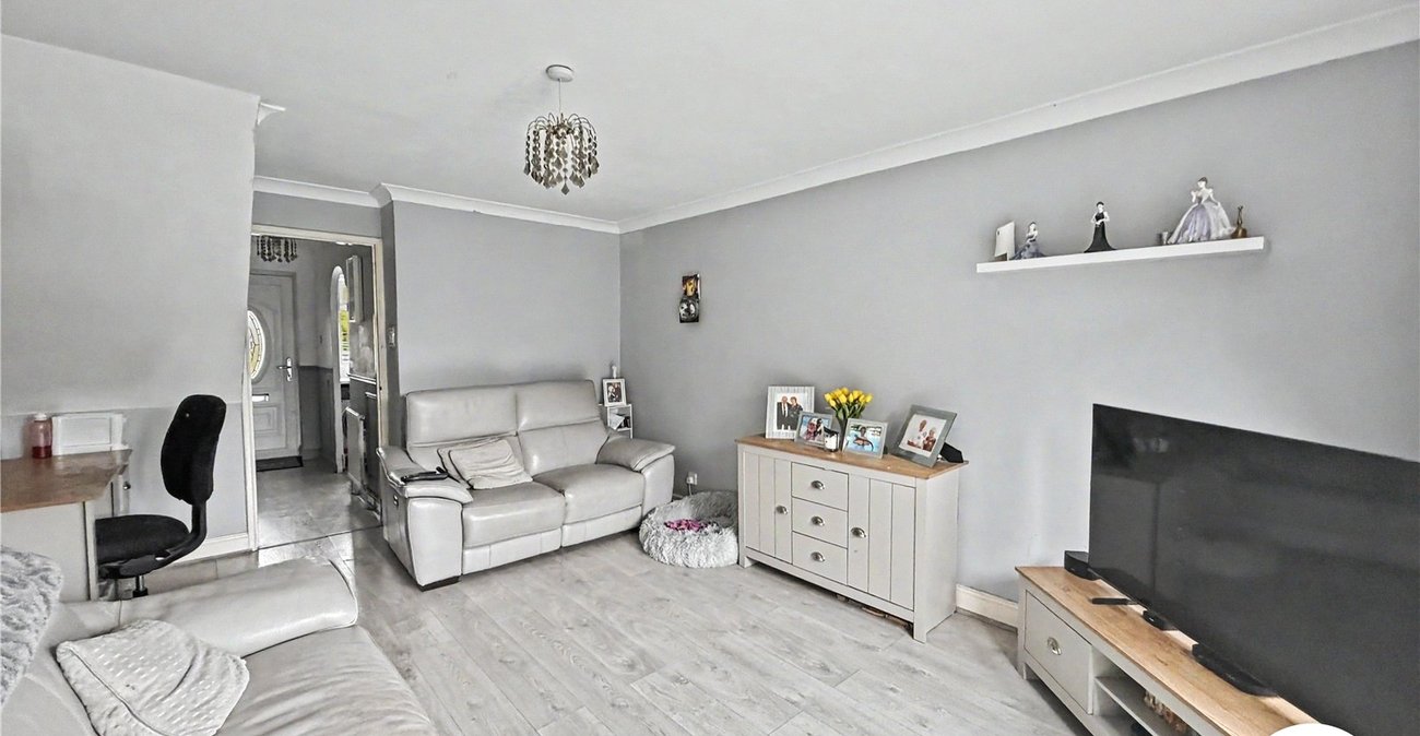 2 bedroom house for sale in Princes Park | Robinson Michael & Jackson