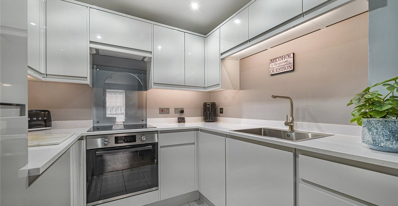 1 bedroom property for sale in Church Road | Robinson Jackson