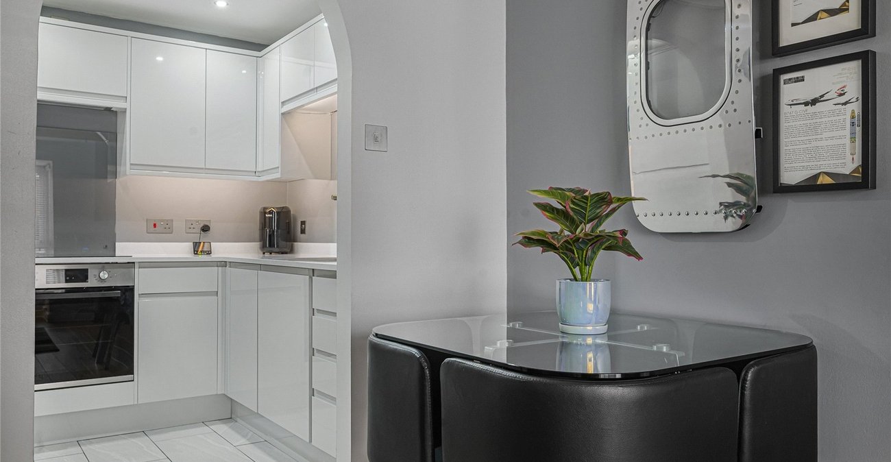 1 bedroom property for sale in Church Road | Robinson Jackson