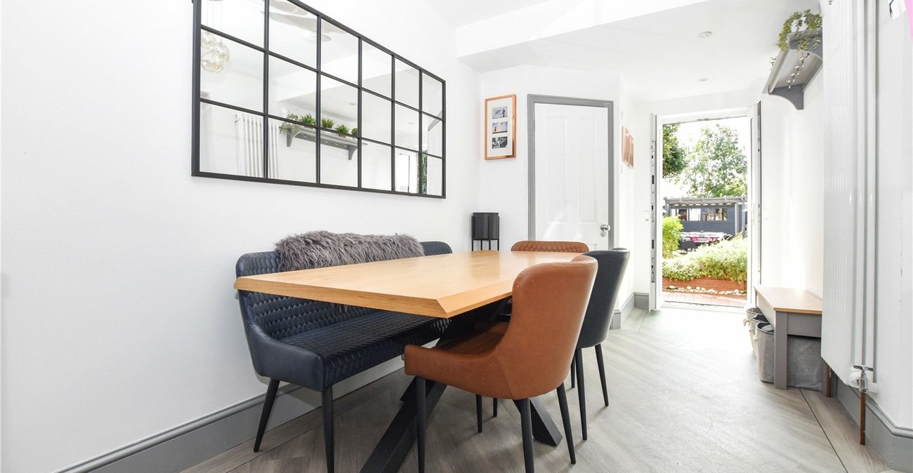 2 bedroom house for sale in Bexleyheath | Robinson Jackson