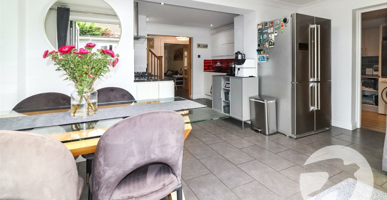 5 bedroom house for sale in Erith | Robinson Jackson