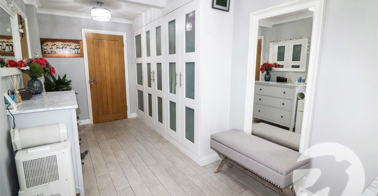 5 bedroom house for sale in Erith | Robinson Jackson