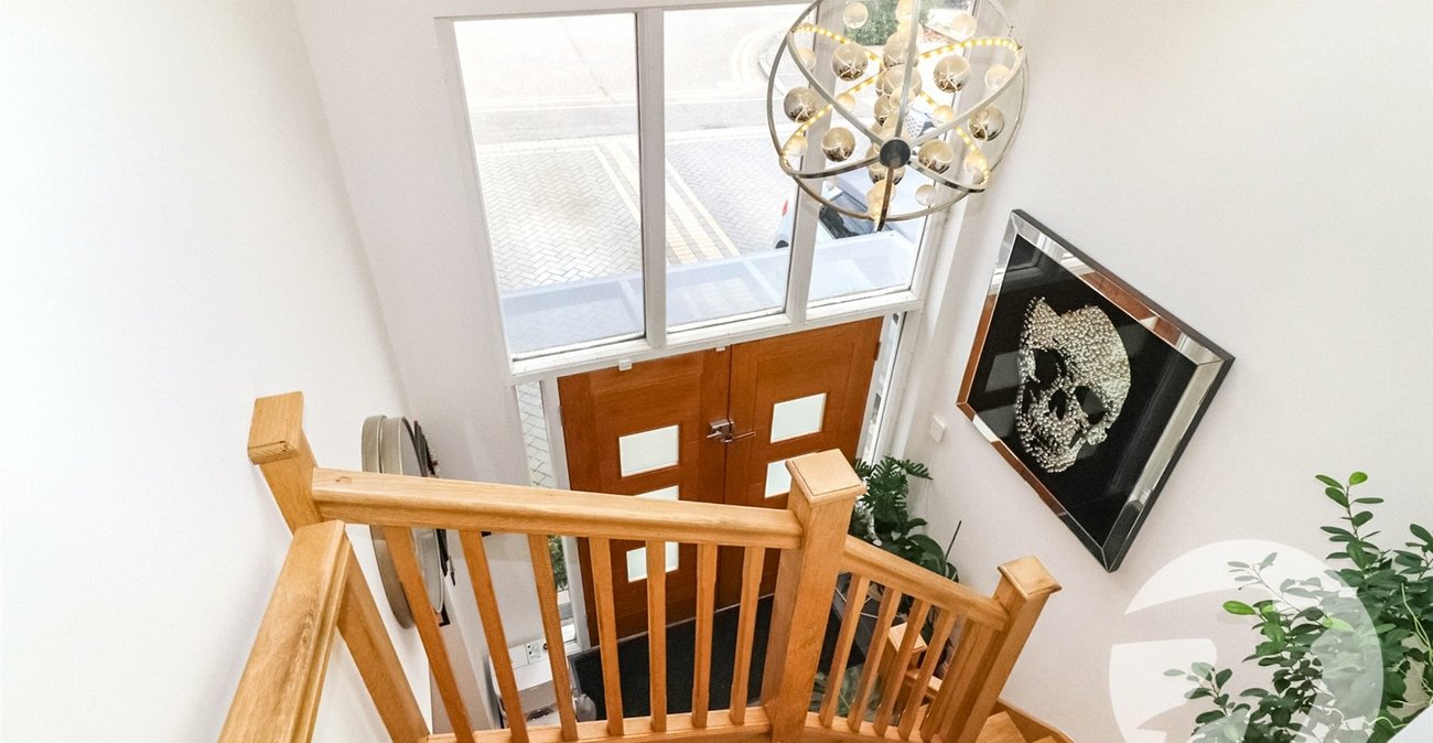 5 bedroom house for sale in Erith | Robinson Jackson