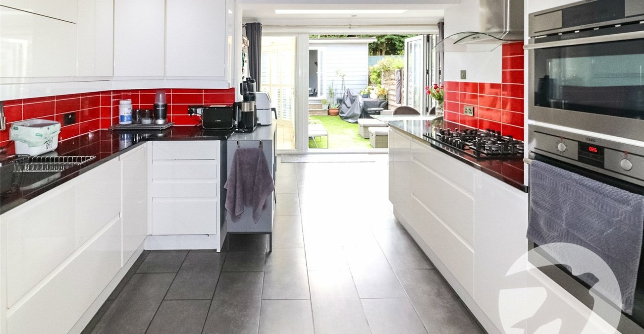 5 bedroom house for sale in Erith | Robinson Jackson