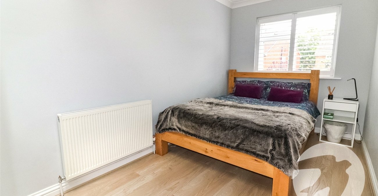 5 bedroom house for sale in Erith | Robinson Jackson