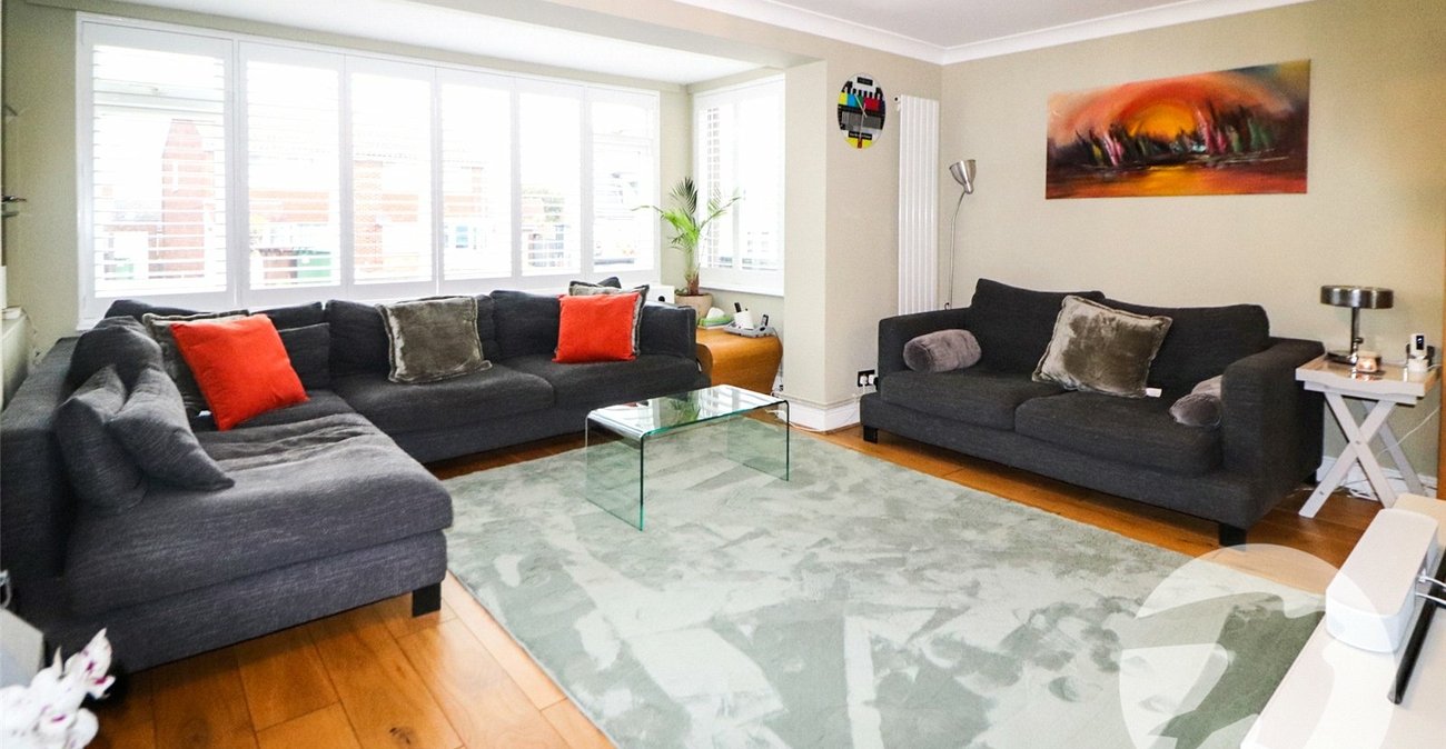 5 bedroom house for sale in Erith | Robinson Jackson