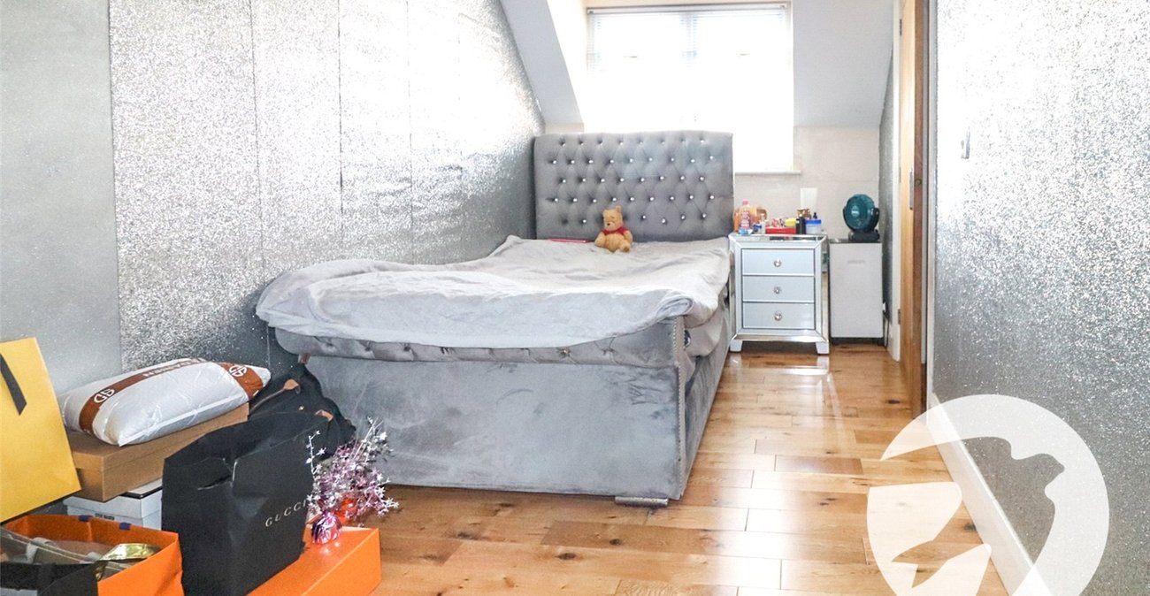 4 bedroom house for sale in Erith | Robinson Jackson
