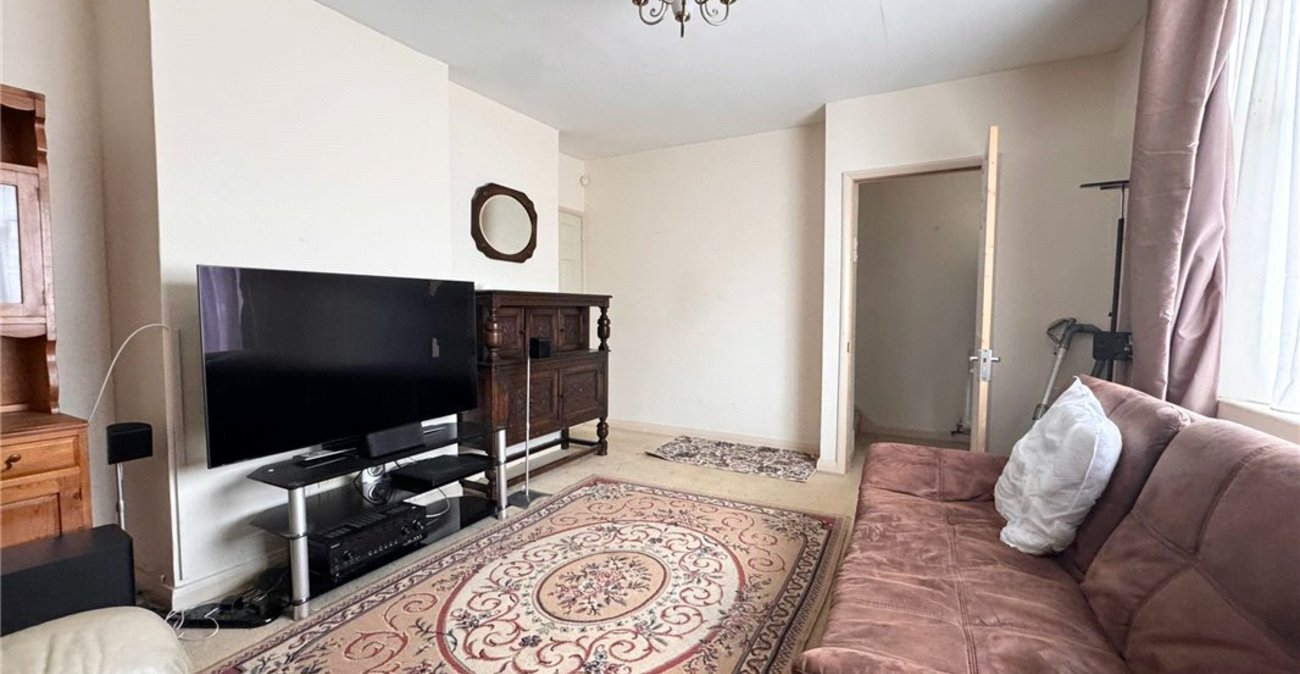 2 bedroom house for sale in St Pauls Cray | Robinson Jackson