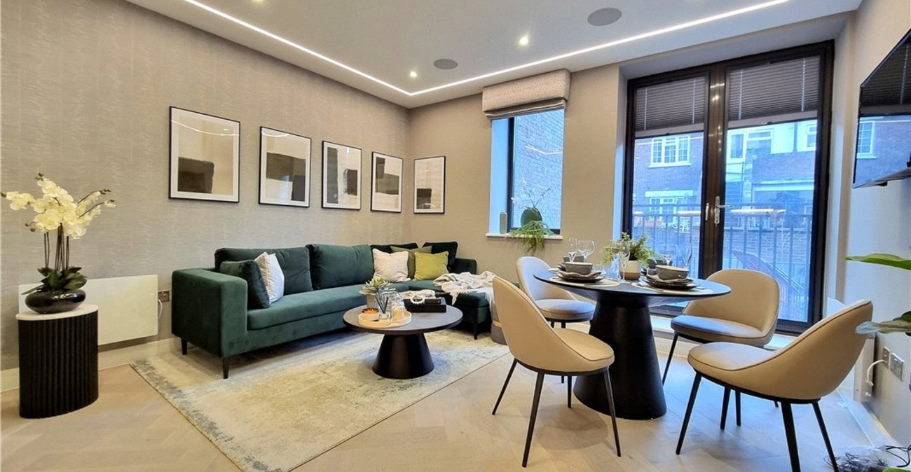 2 bedroom property for sale in Orpington | Robinson Jackson