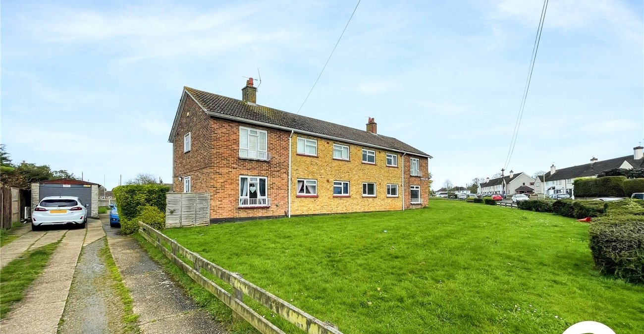 2 bedroom property for sale in Maidstone | Robinson Michael & Jackson