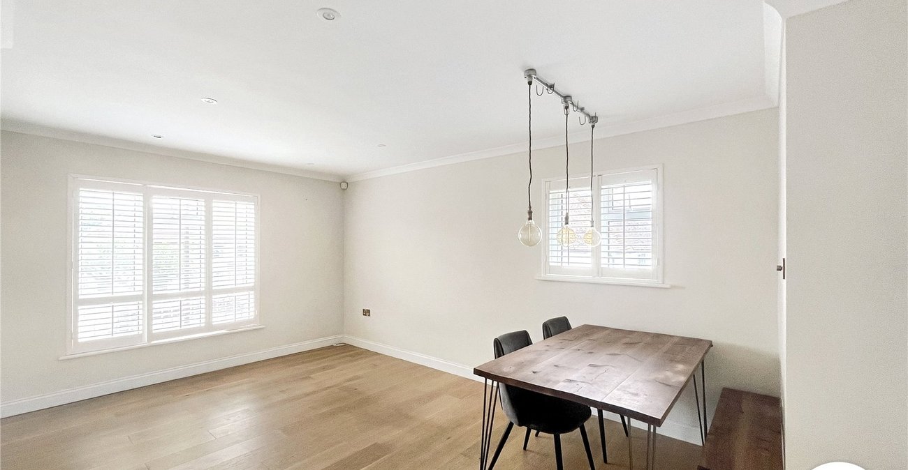 2 bedroom property for sale in Maidstone | Robinson Michael & Jackson