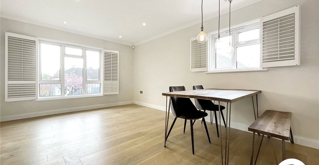 2 bedroom property for sale in Maidstone | Robinson Michael & Jackson