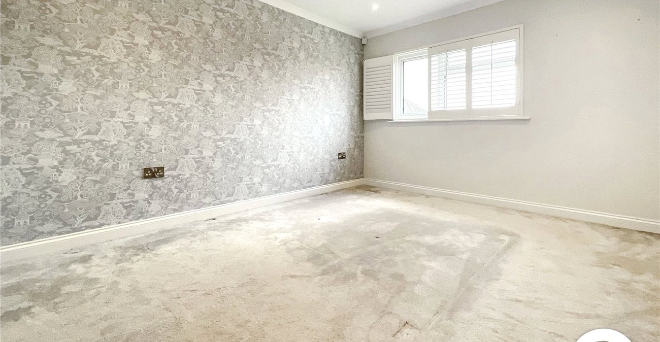 2 bedroom property for sale in Maidstone | Robinson Michael & Jackson