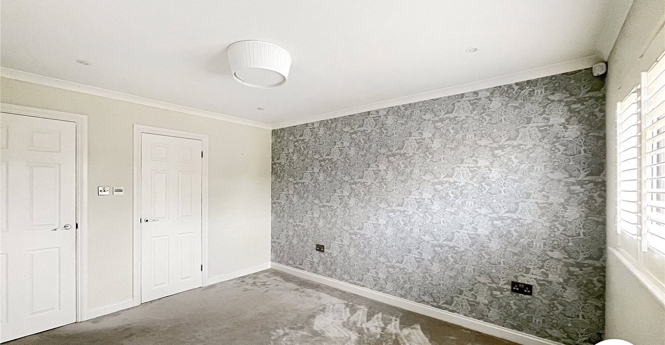 2 bedroom property for sale in Maidstone | Robinson Michael & Jackson