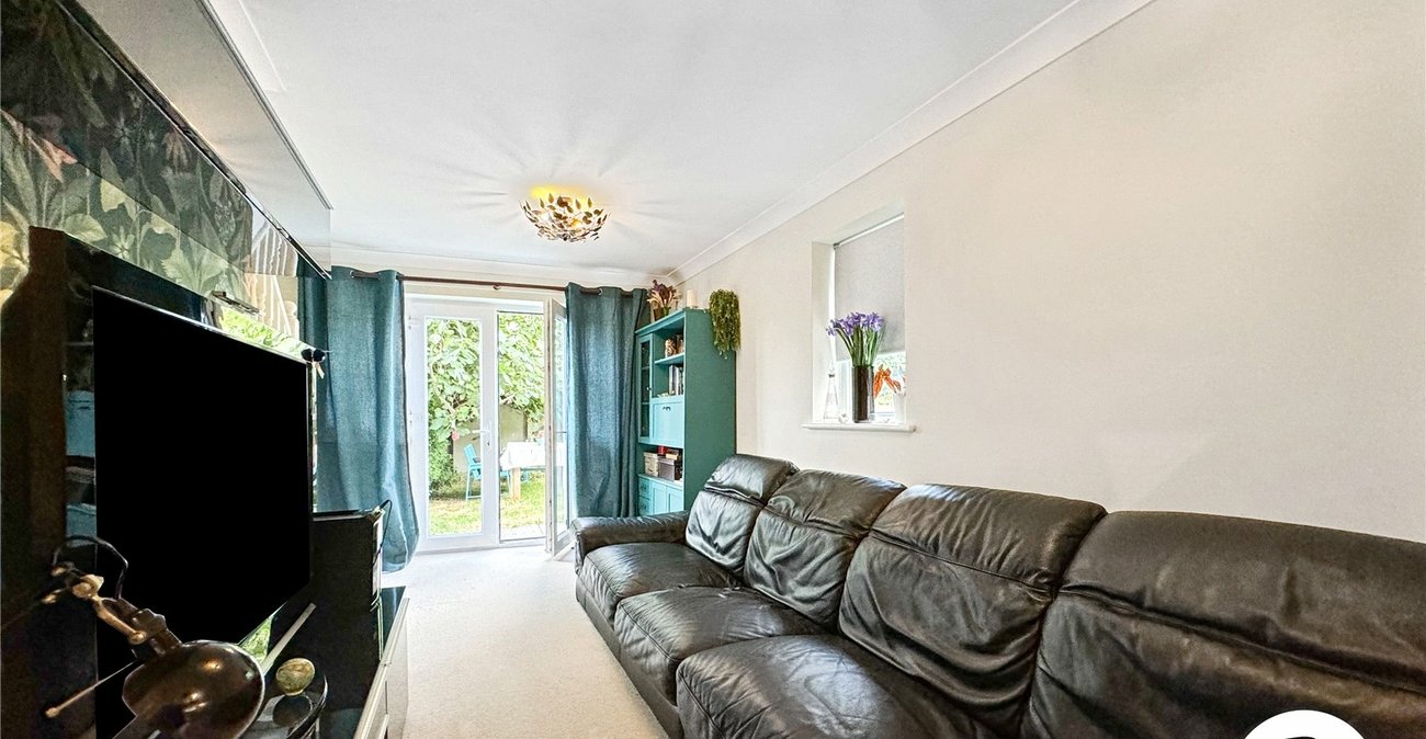 2 bedroom house for sale in Sittingbourne | Robinson Michael & Jackson