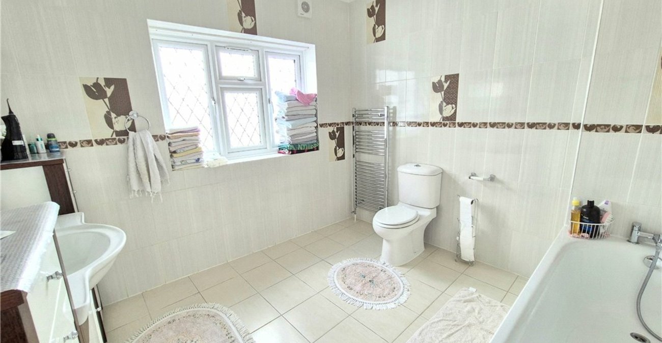 4 bedroom house for sale in Orpington | Robinson Jackson