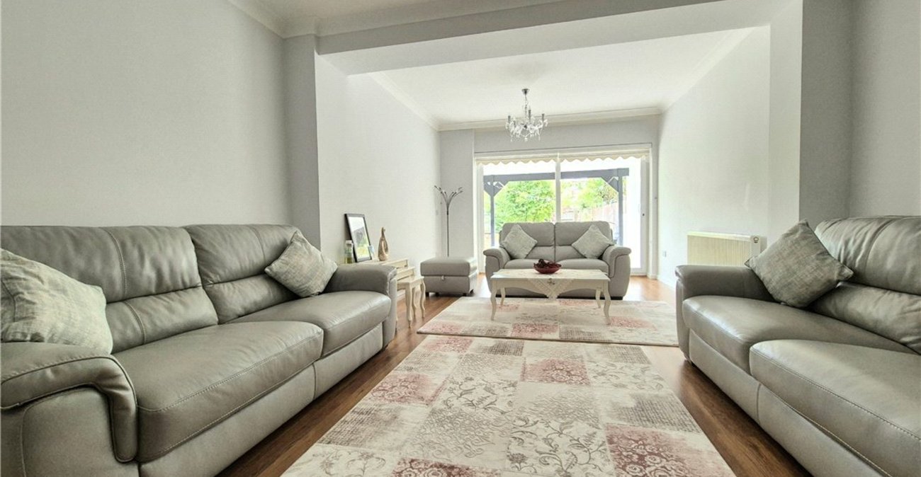 4 bedroom house for sale in Orpington | Robinson Jackson