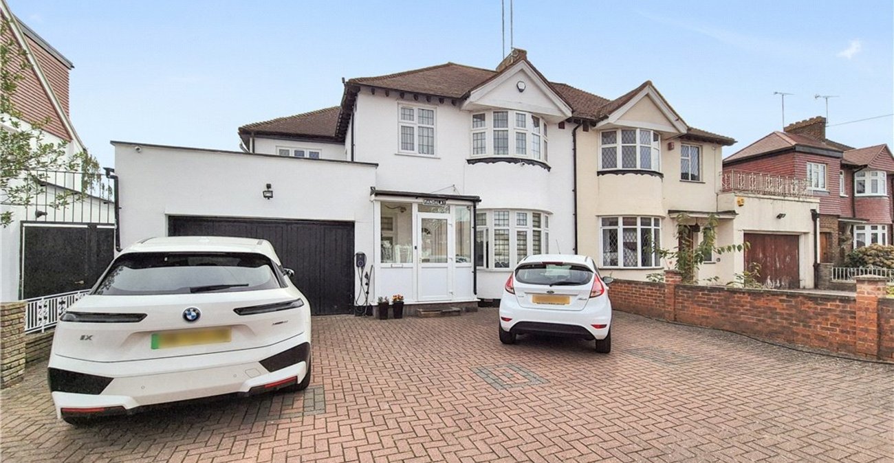 4 bedroom house for sale in Orpington | Robinson Jackson