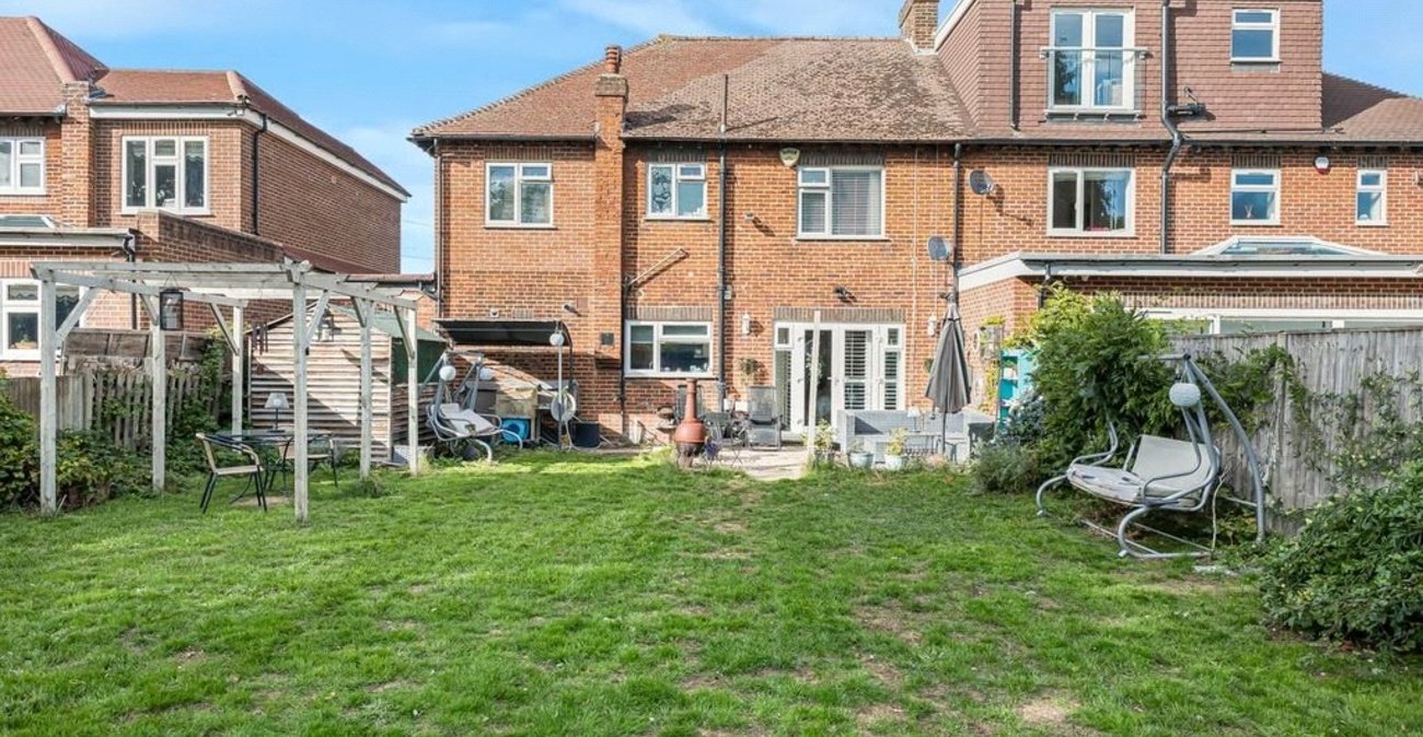 5 bedroom house for sale in Orpington | Robinson Jackson