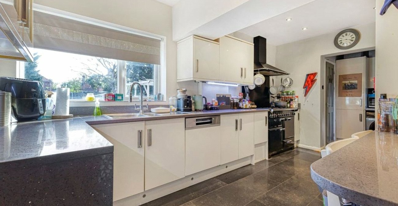 5 bedroom house for sale in Orpington | Robinson Jackson