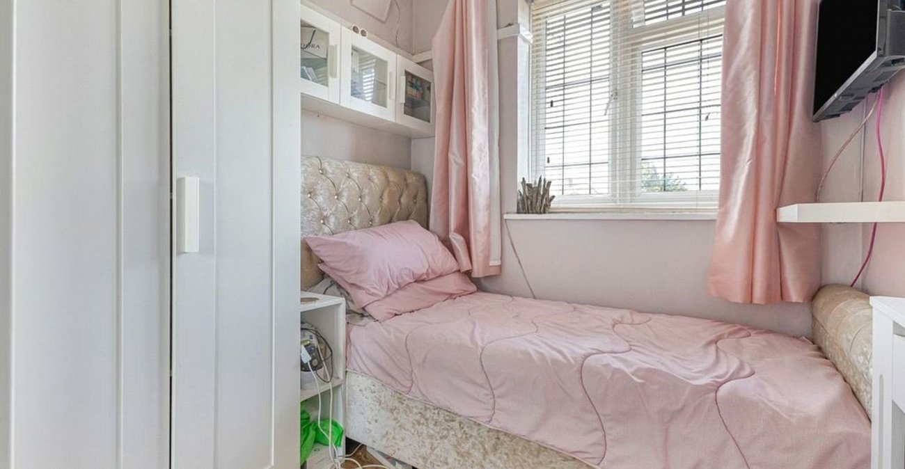 5 bedroom house for sale in Orpington | Robinson Jackson