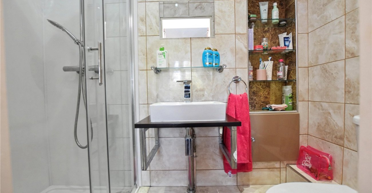 4 bedroom house for sale in Bexleyheath | Robinson Jackson