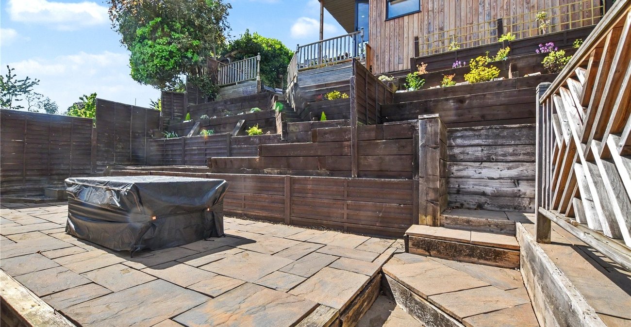 3 bedroom bungalow for sale in Bexleyheath | Robinson Jackson