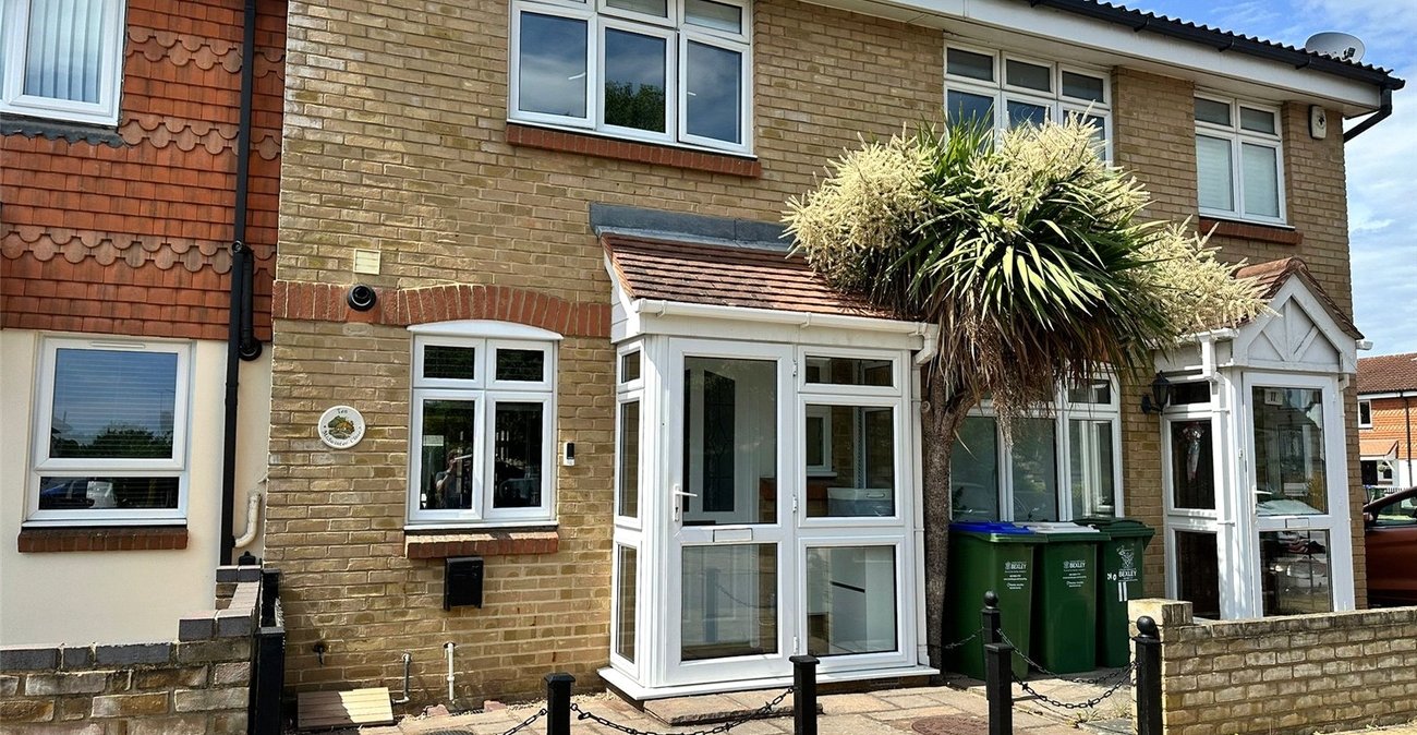 2 bedroom house for sale in South Welling | Robinson Jackson