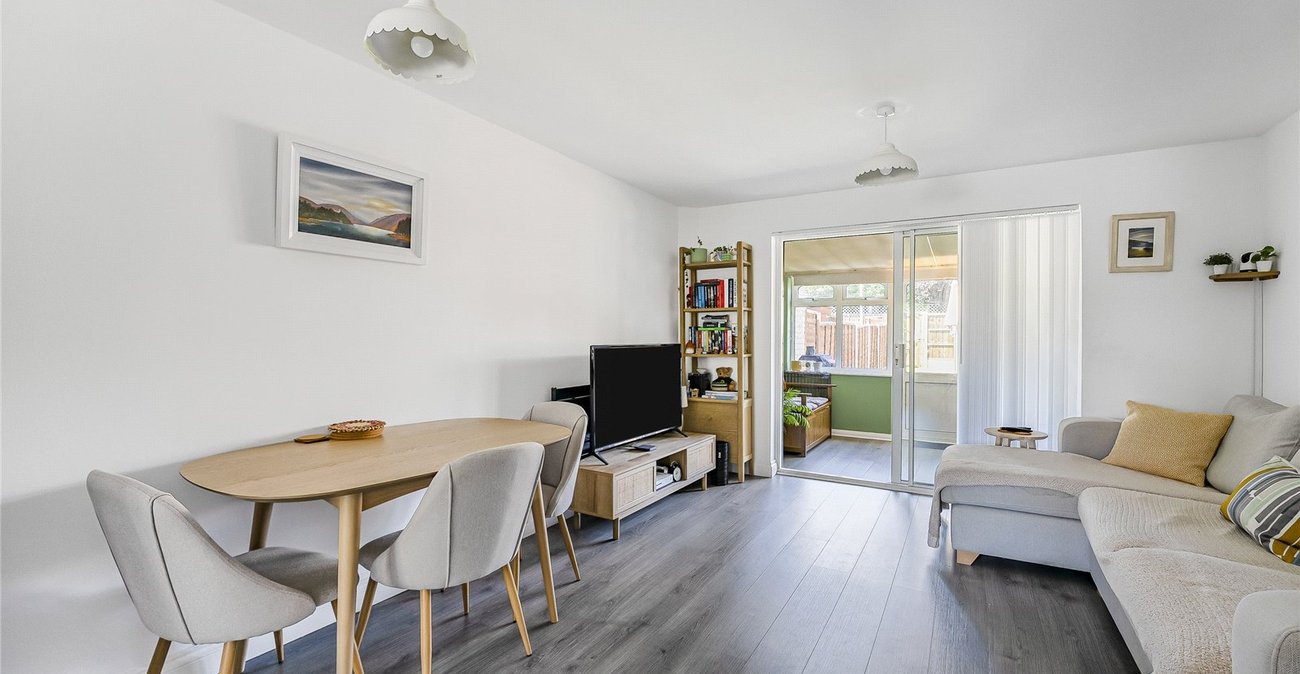 2 bedroom house for sale in South Welling | Robinson Jackson