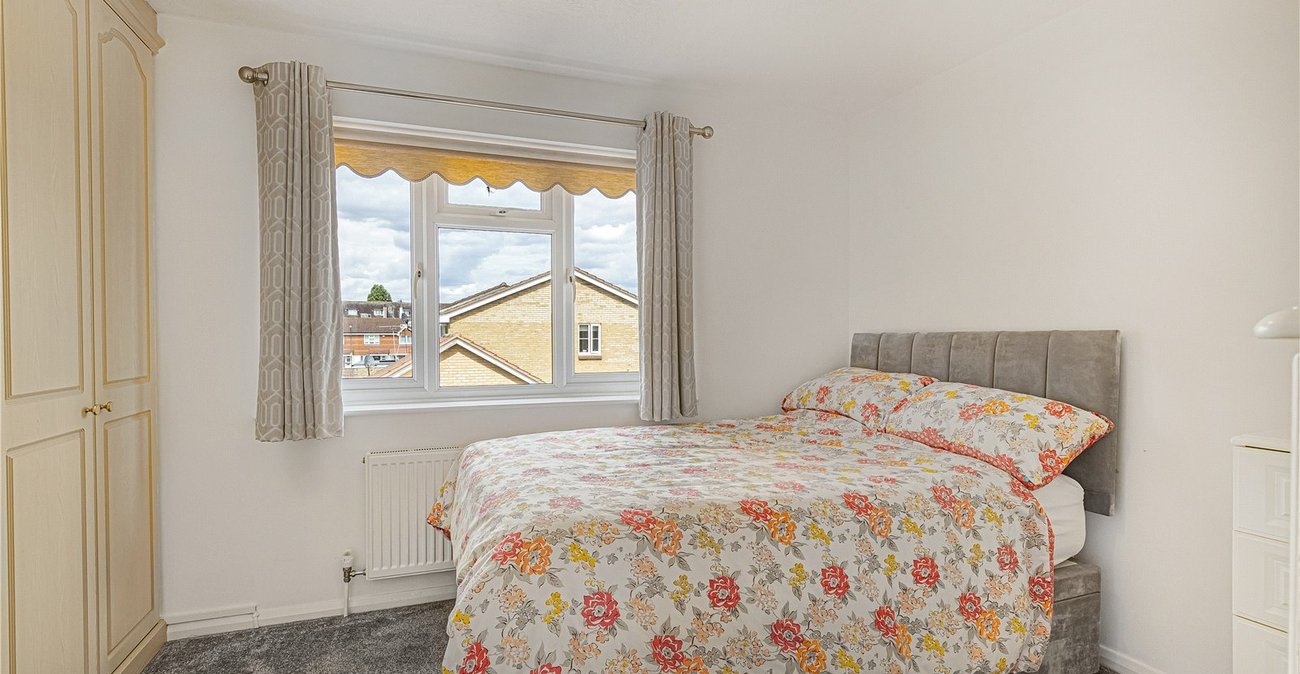 2 bedroom house for sale in Welling | Robinson Jackson