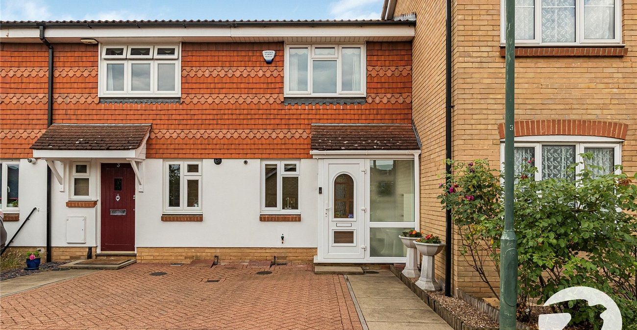 2 bedroom house for sale in Welling | Robinson Jackson