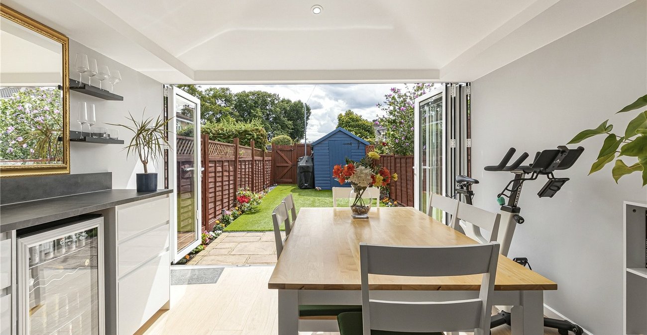 2 bedroom house for sale in Welling | Robinson Jackson