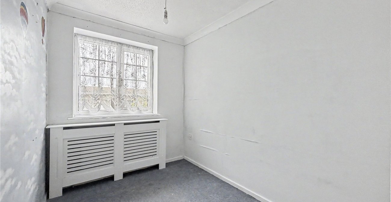 3 bedroom house for sale in Rainham | Robinson Michael & Jackson