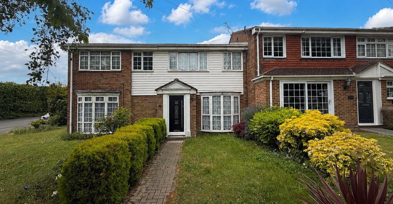 3 bedroom house for sale in Rainham | Robinson Michael & Jackson